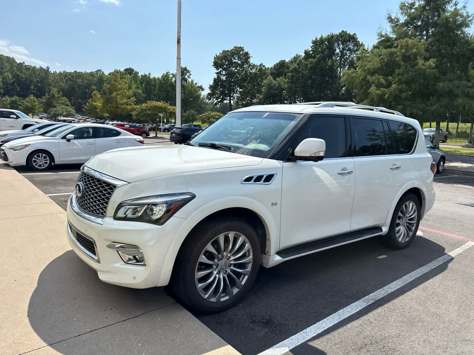 Used 2015 INFINITI QX80 2WD w/ 22" Wheel Package image 7