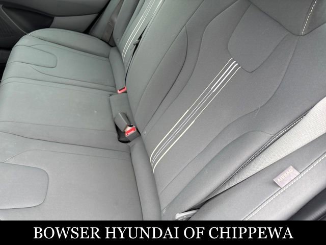 Used 2024 Hyundai Elantra SEL image 9