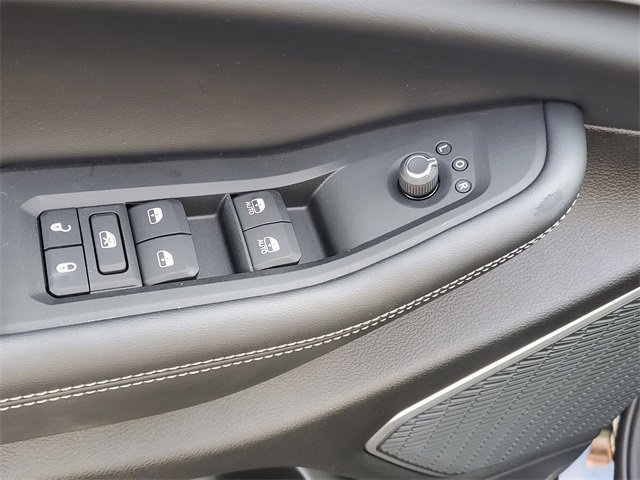 New 2025 Jeep Grand Cherokee Limited w/ Luxury Tech Group II image 17