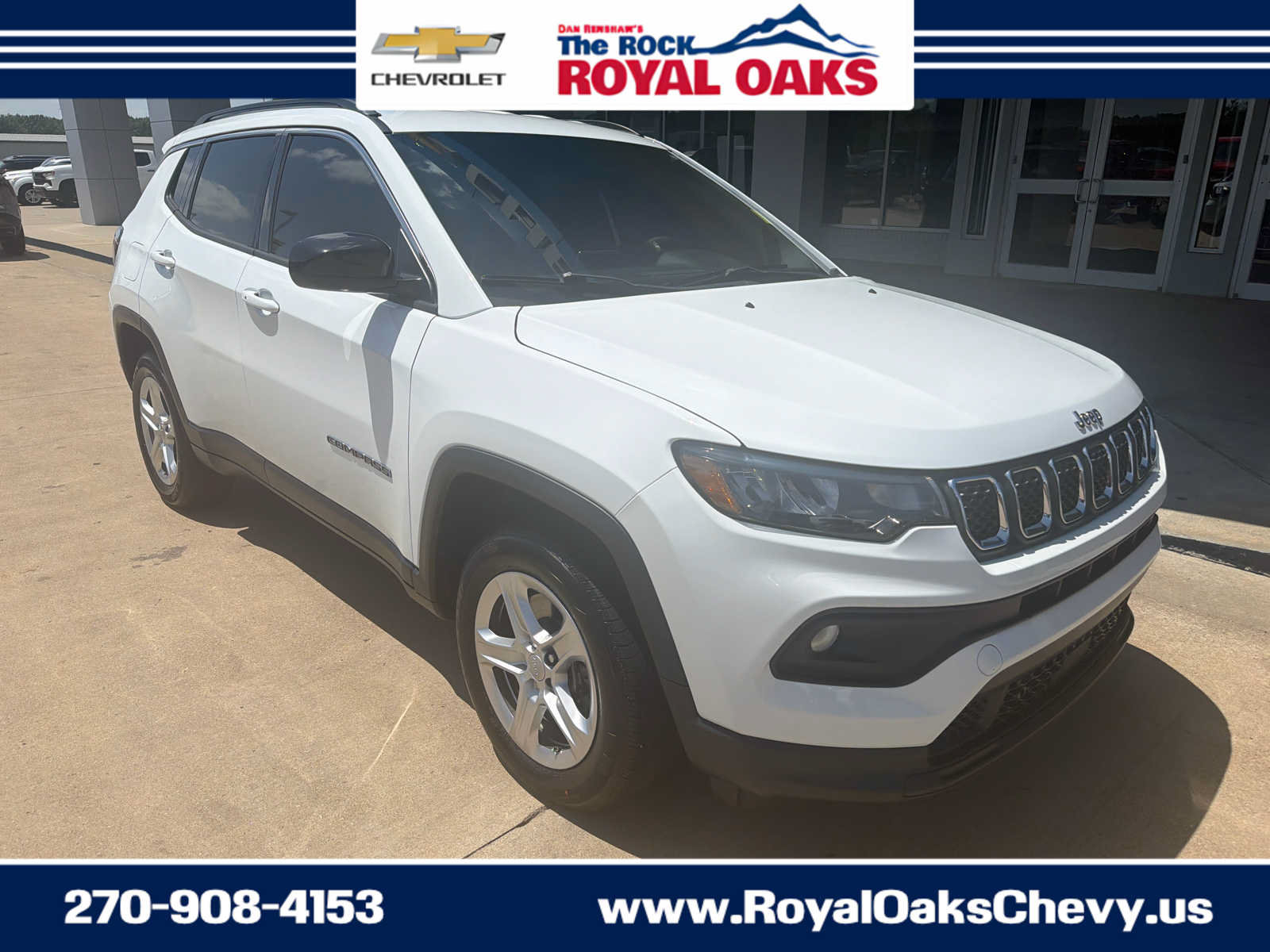 Used 2023 Jeep Compass Latitude AWD/4WD image 8