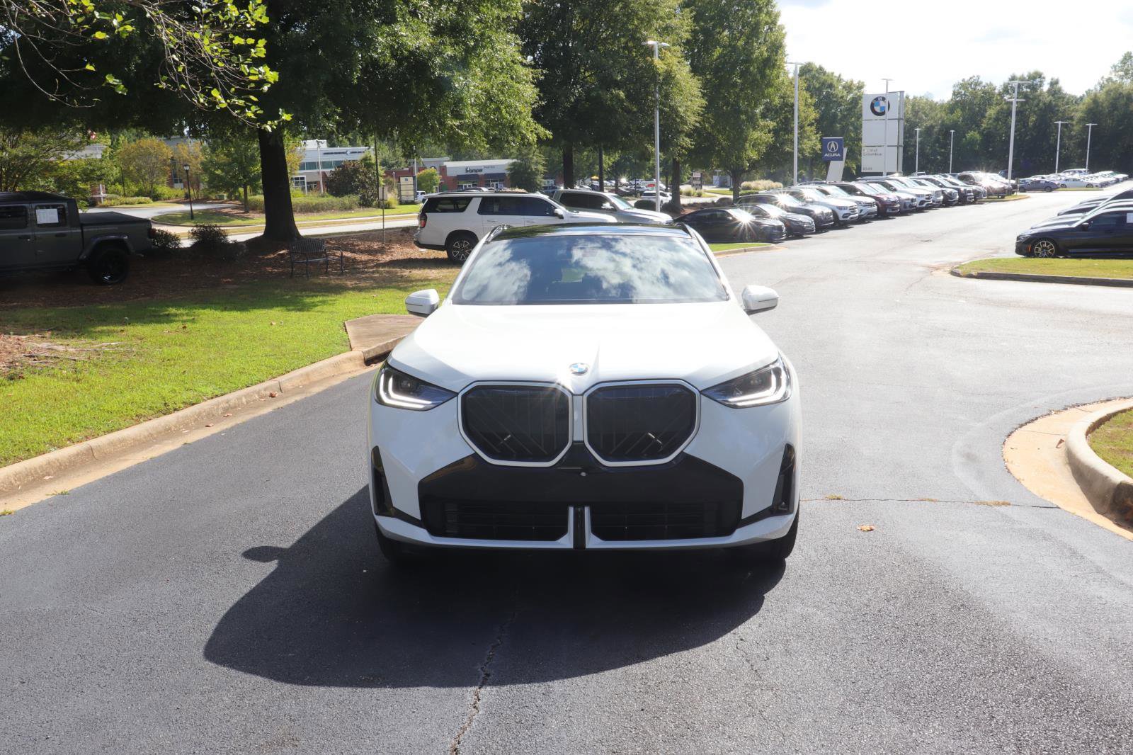 New 2026 BMW X3 xDrive30 w/ Premium Package image 2