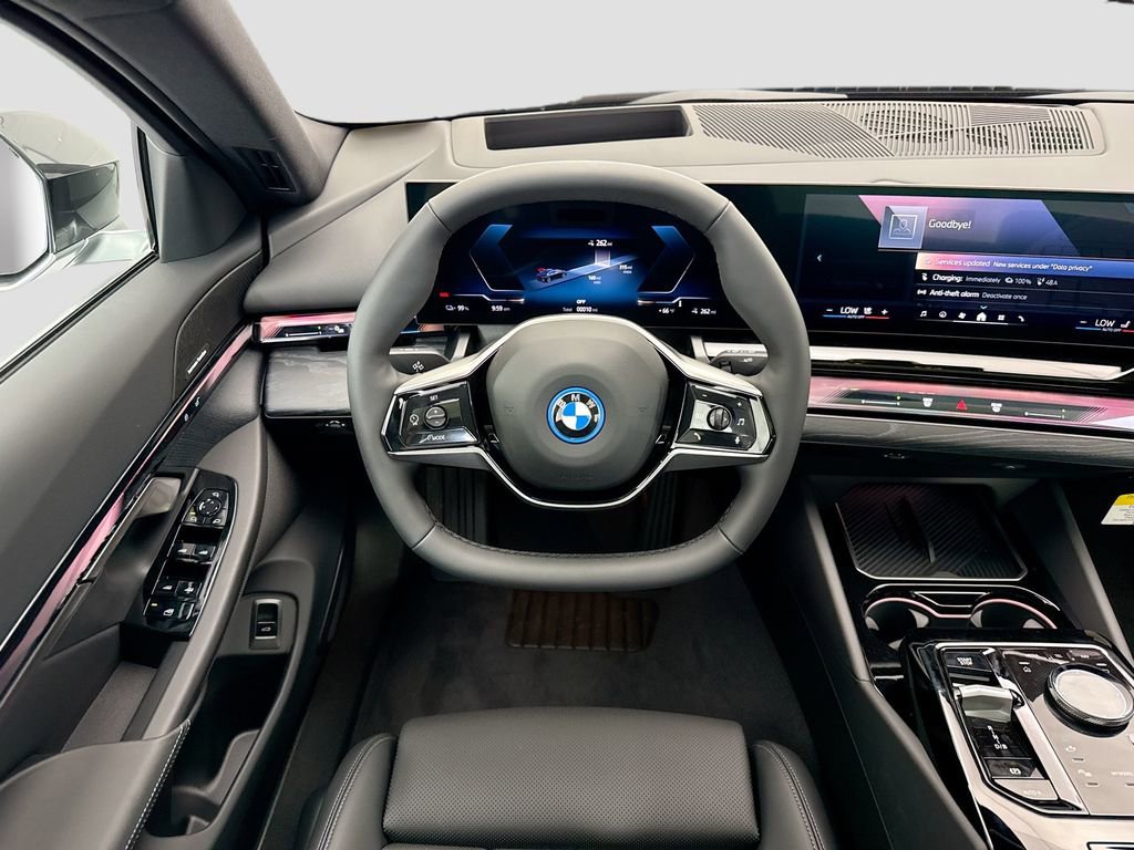 New 2026 BMW i5 eDrive40 image 10