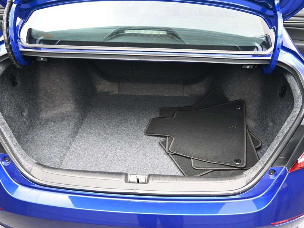 Used 2022 Honda Accord Sport image 11