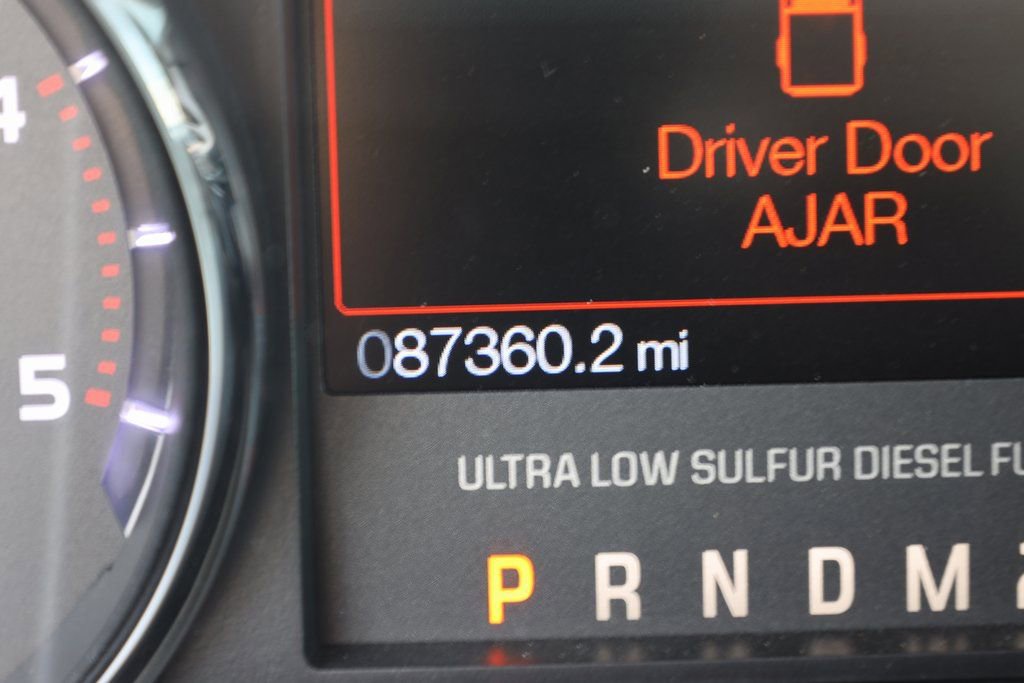 Used 2016 Ford F350 Platinum w/ FX4 Off-Road Package image 13