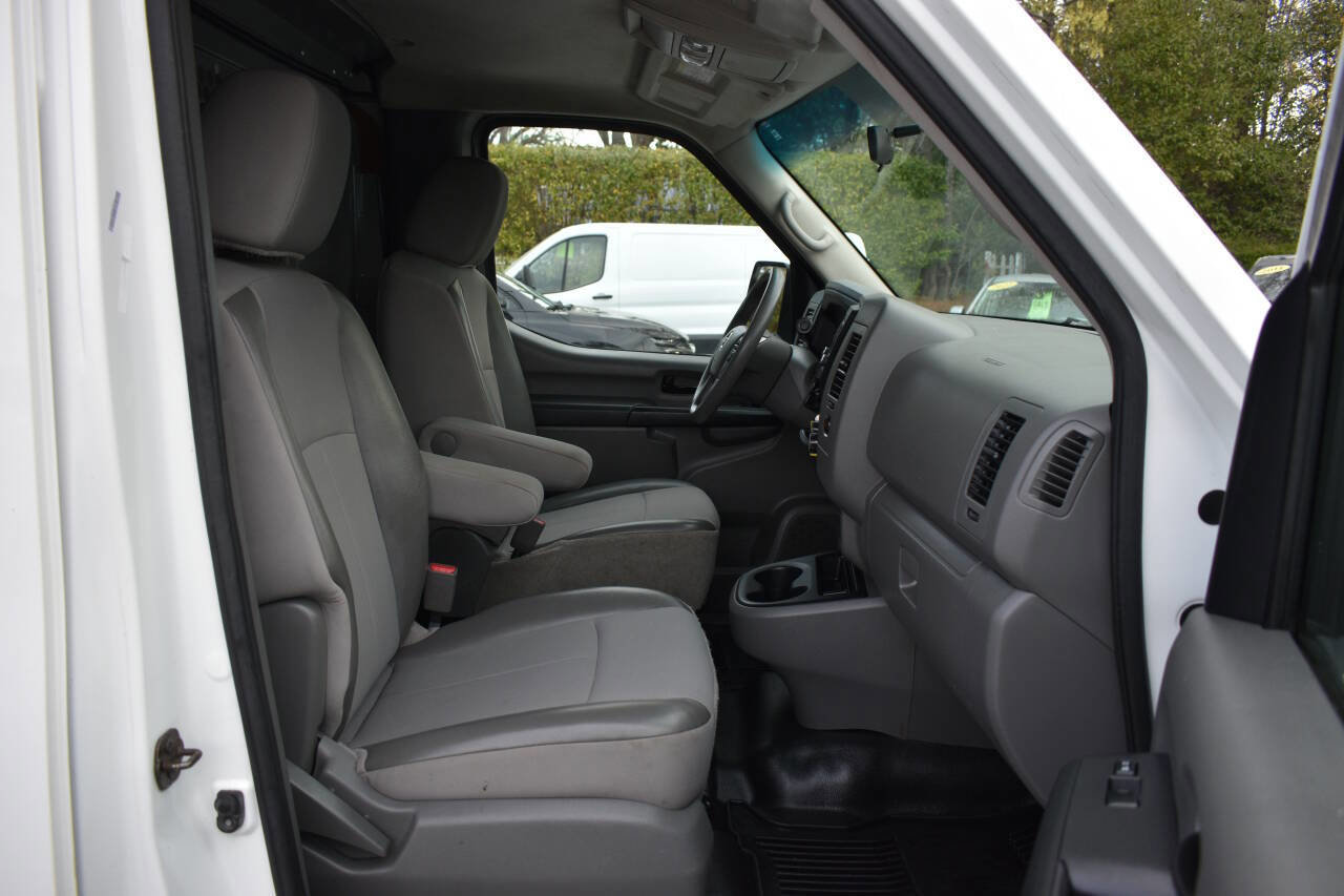 Used 2018 Nissan NV 1500 SV w/ Navigation Package image 8