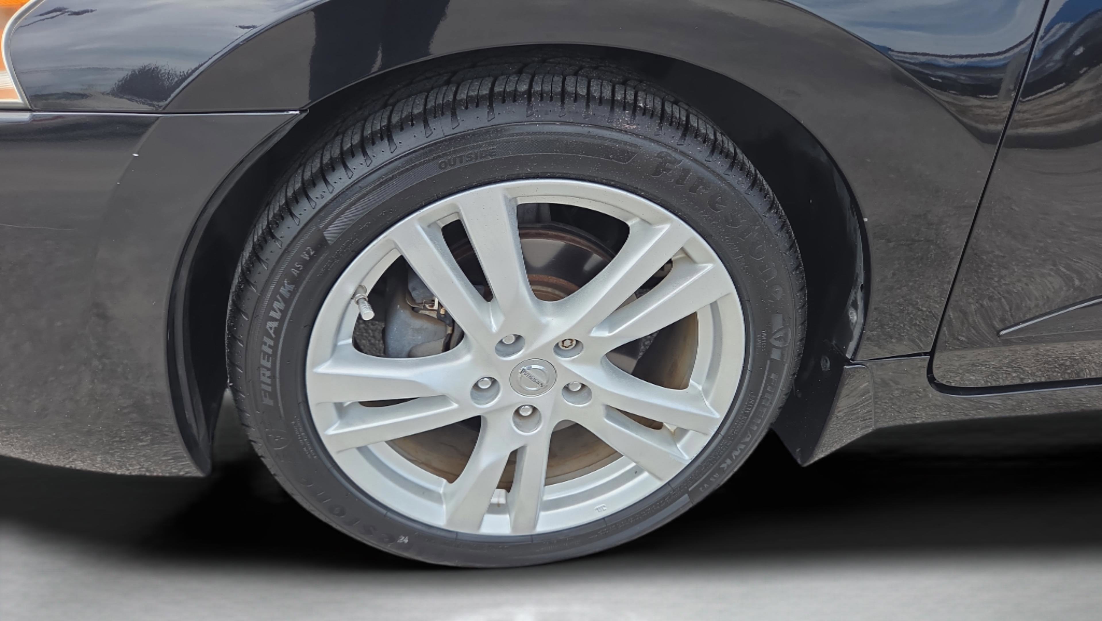 Used 2013 Nissan Altima 3.5 SL w/ Technology Pkg FWD image 37