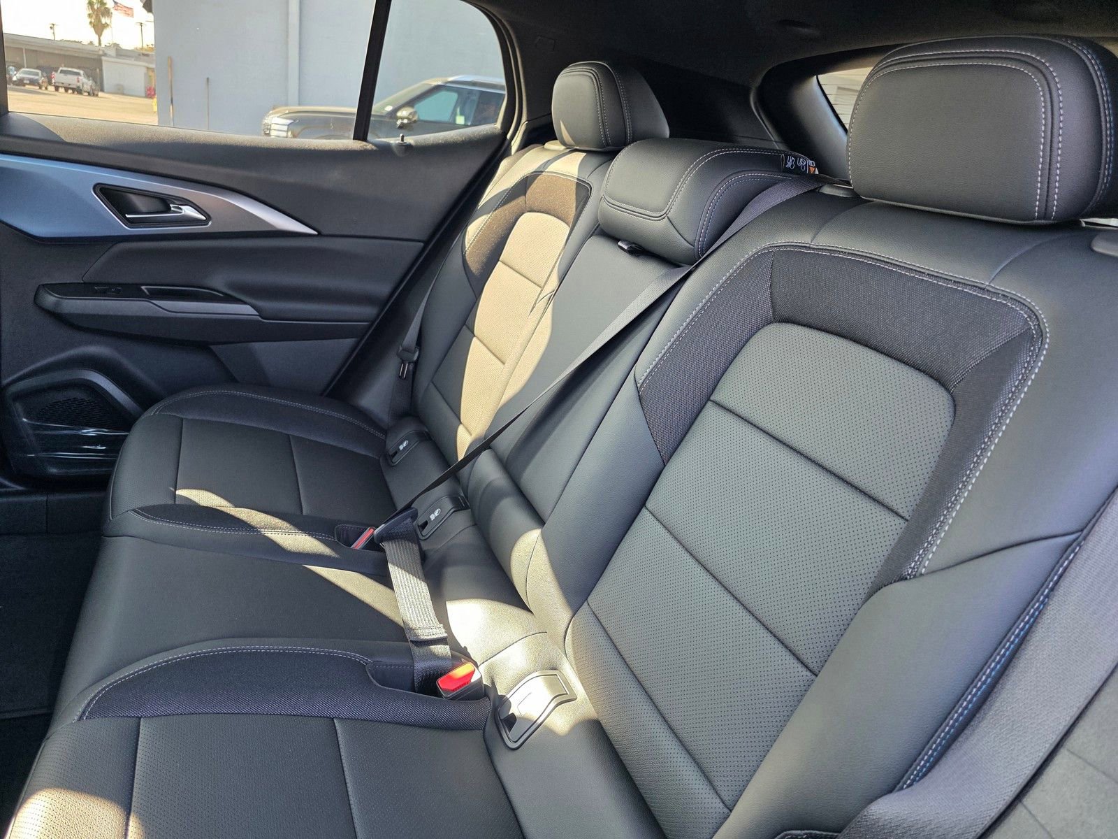 New 2026 Chevrolet Equinox EV LT image 14