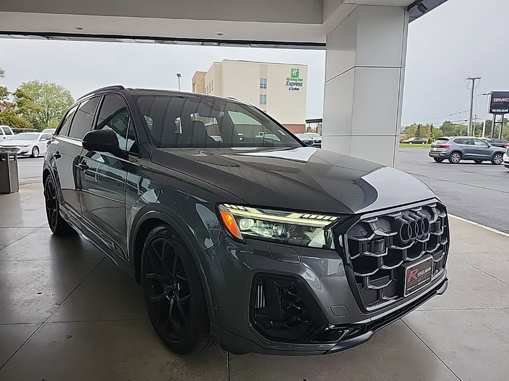 Used 2025 Audi SQ7 Prestige image 1