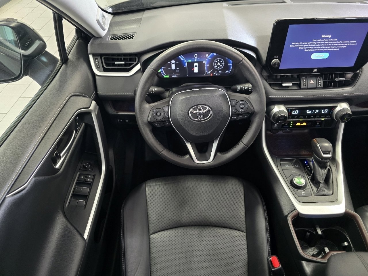 Used 2023 Toyota RAV4 Limited AWD/4WD image 27