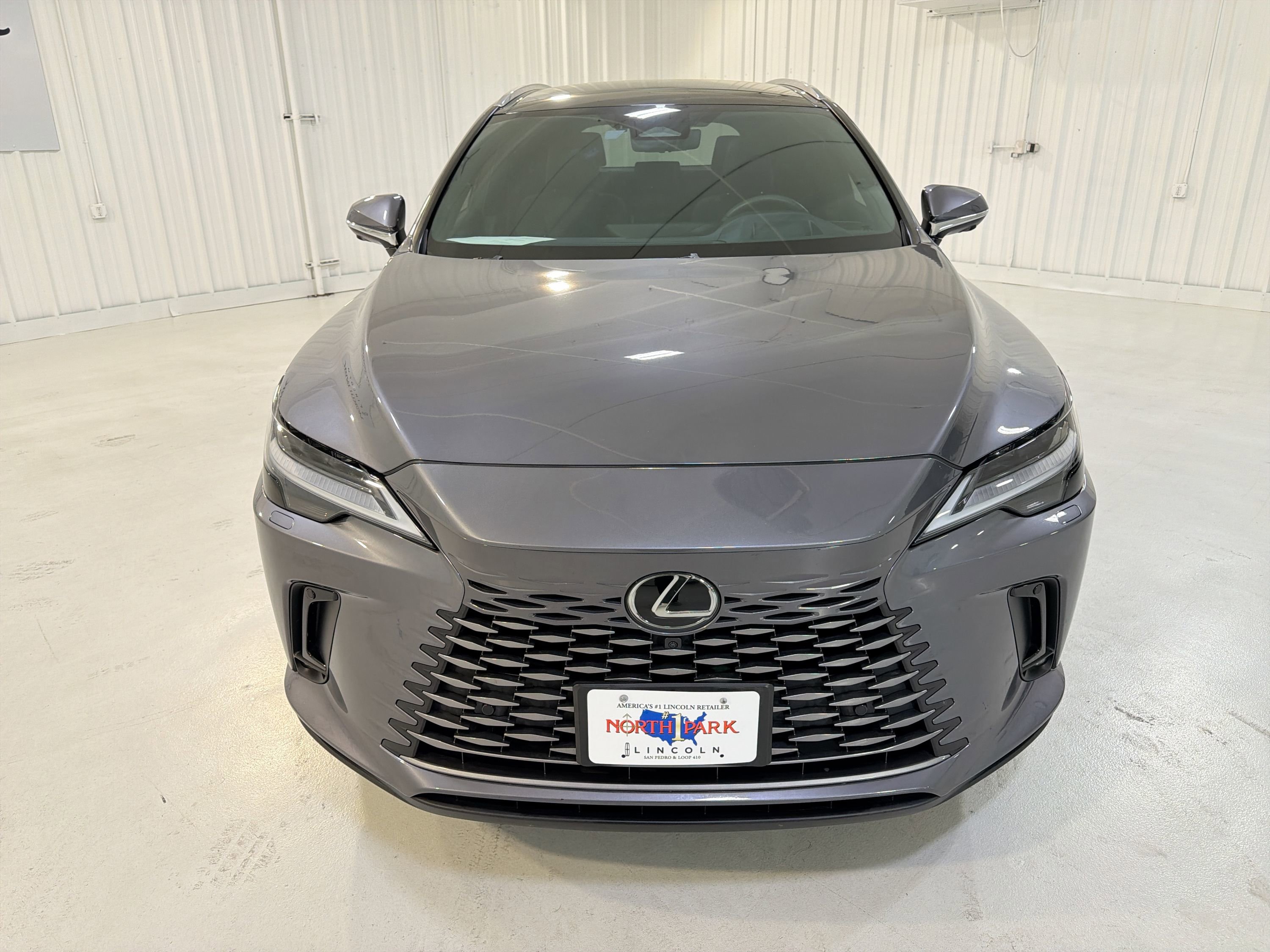 Used 2023 Lexus RX 350 FWD w/ Accessory Package image 32