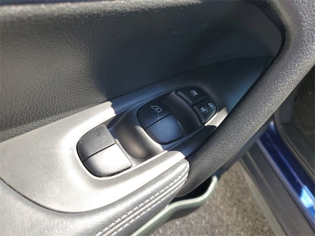 Certified 2019 Nissan Rogue S image 25