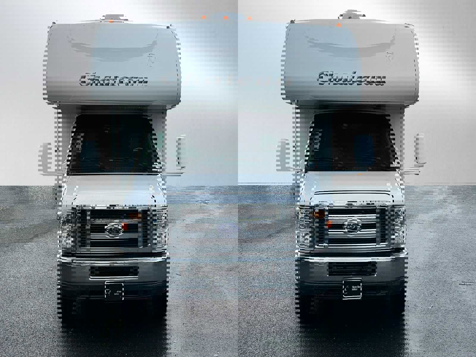 Used 2011 Ford E-450 and Econoline 450 Super Duty w/ Motorhome Prep Pkg image 8