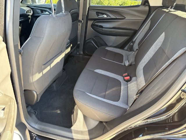 Used 2023 Chevrolet TrailBlazer LT FWD image 15