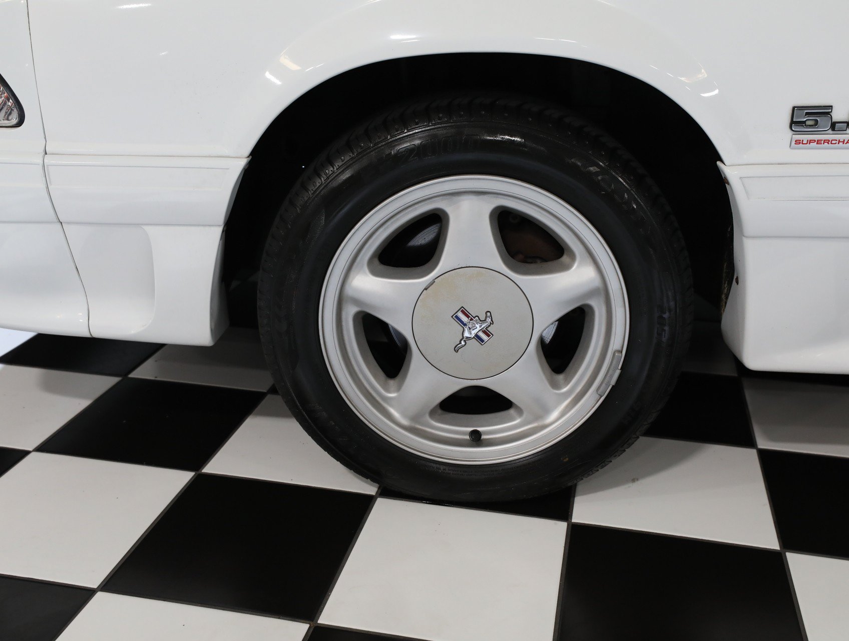 Used 1992 Ford Mustang GT RWD image 33