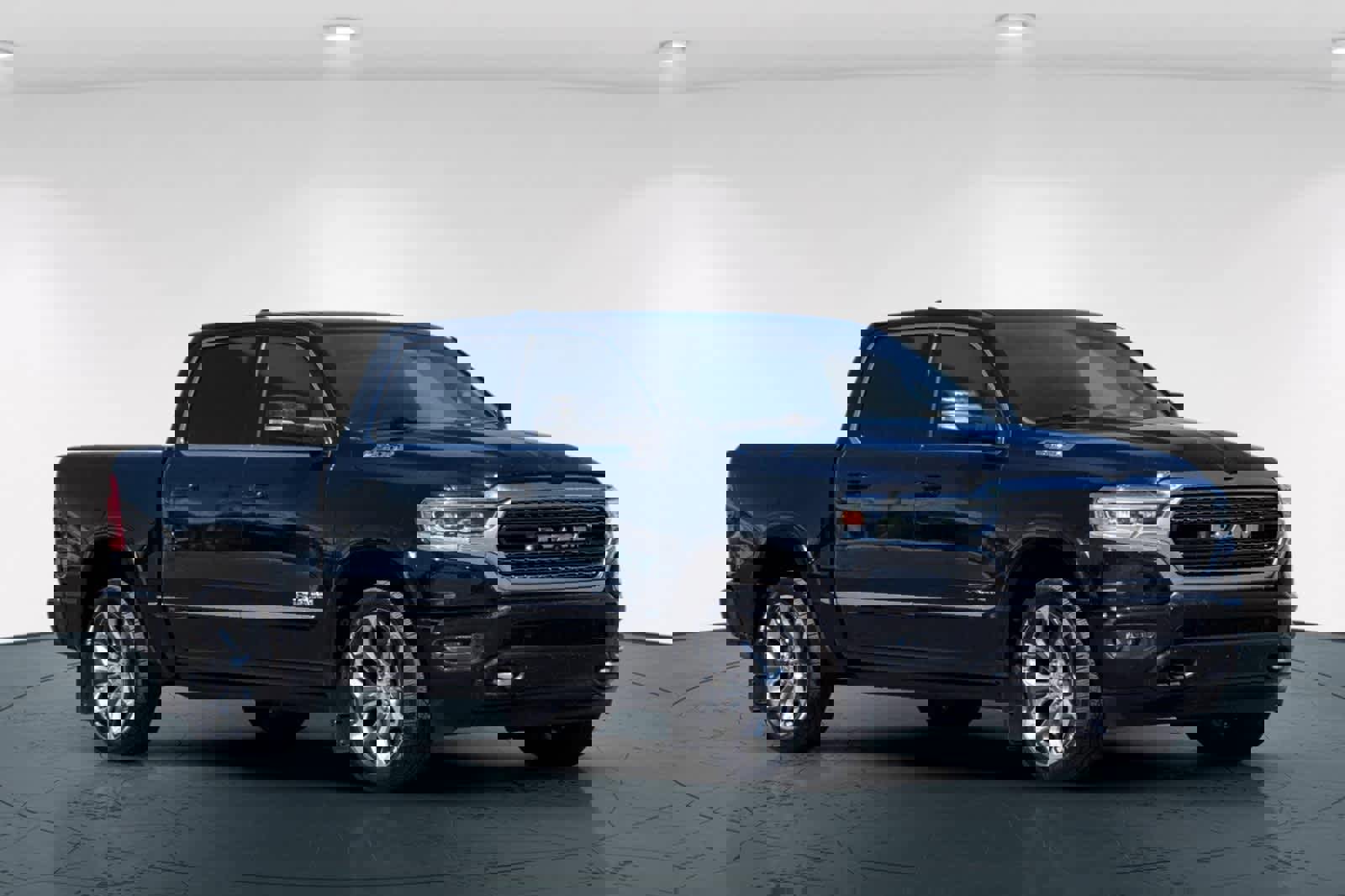 Used 2019 RAM 1500 Limited image 5