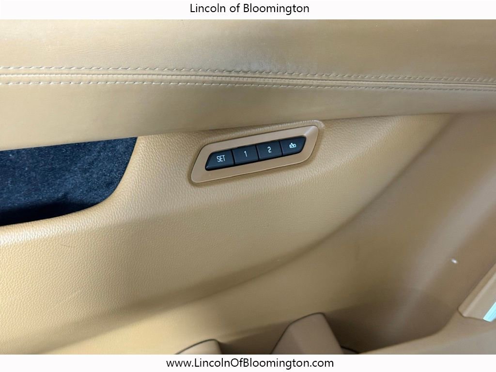 Used 2016 Cadillac Escalade ESV Platinum image 16