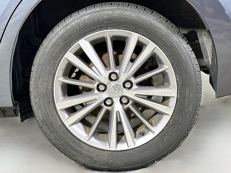 Used 2014 Toyota Corolla LE image 28