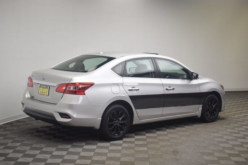 Used 2018 Nissan Sentra SV w/ Premium Package (P01) FWD image 6