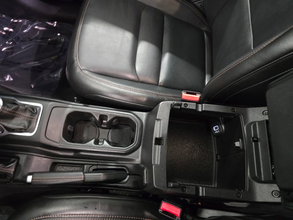 Used 2023 Jeep Wrangler Rubicon 392 image 32