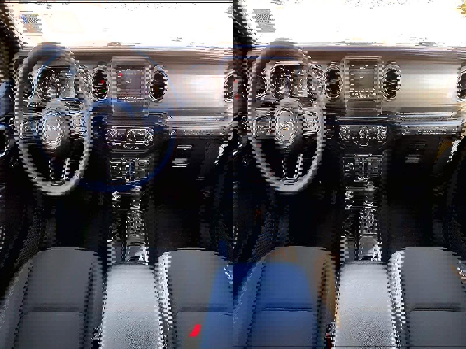 Used 2023 Jeep Wrangler Unlimited w/ Cold Weather Group image 21