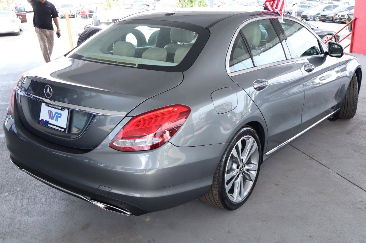 Used 2017 Mercedes-Benz C 300 Sedan w/ Premium 1 Package image 5