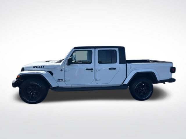 Used 2022 Jeep Gladiator Sport AWD/4WD image 2