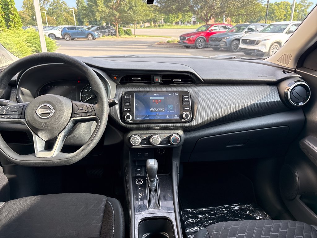 Used 2024 Nissan Kicks SV w/ Exterior Package FWD image 26
