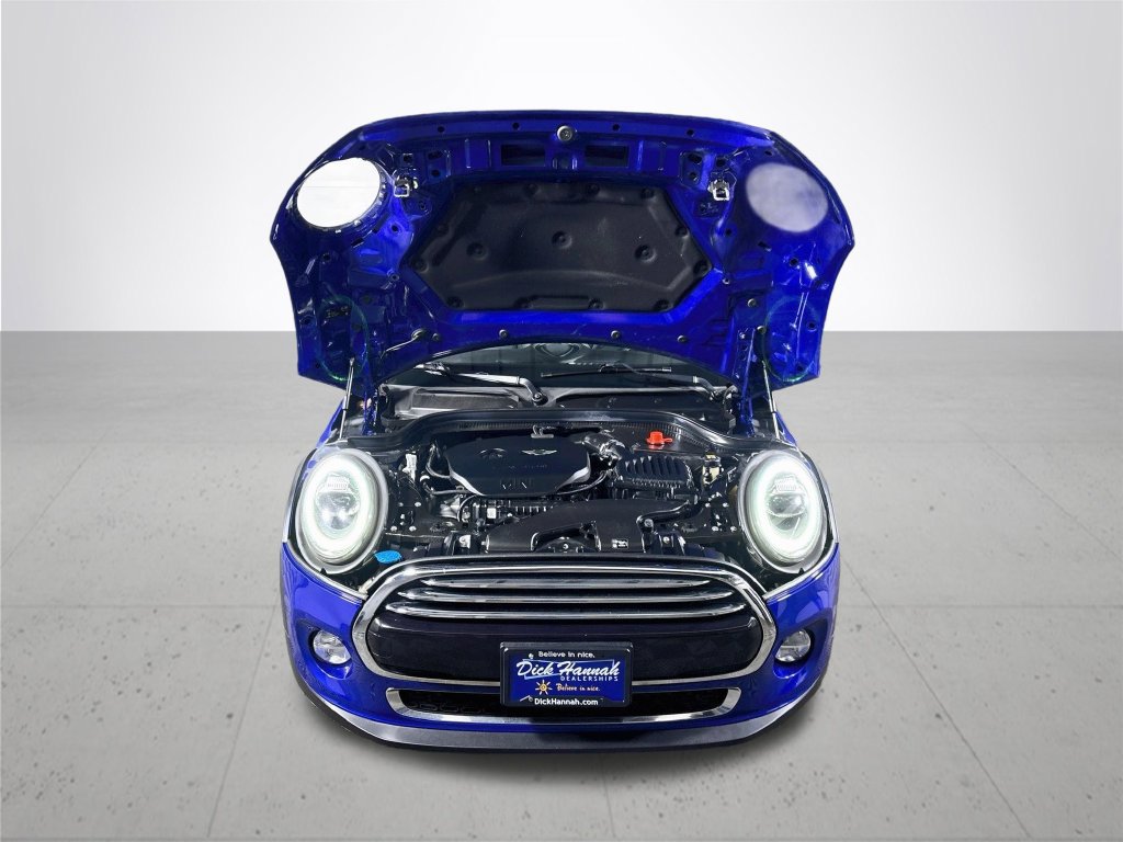 Used 2019 MINI Cooper 2-Door Hardtop w/ Premium Package FWD image 21