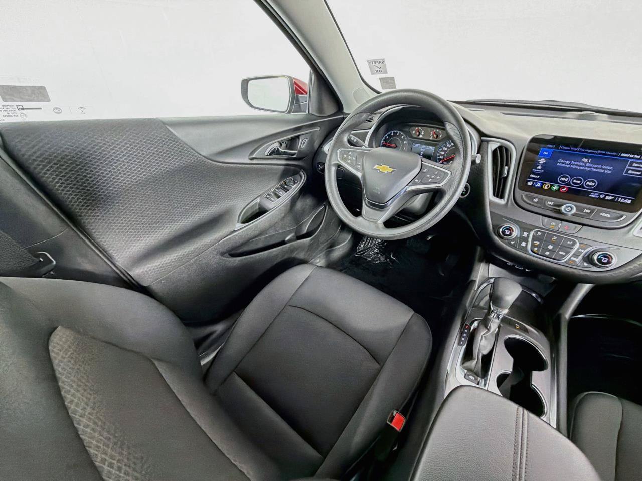 Used 2024 Chevrolet Malibu LT FWD image 10