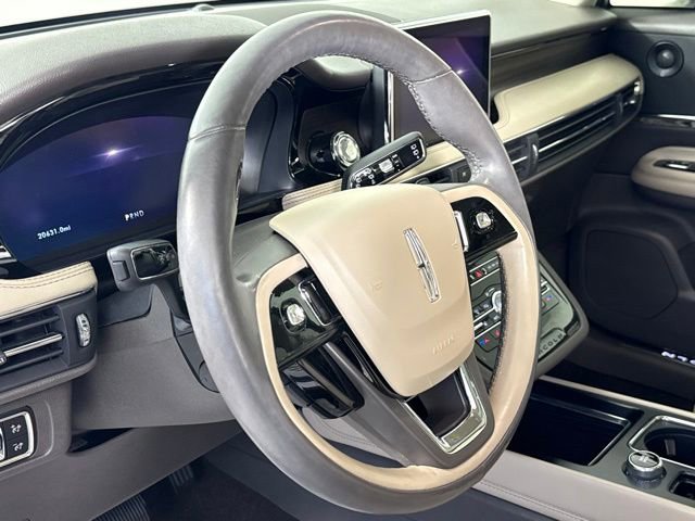 Used 2020 Lincoln Corsair Reserve w/ Equipment Group 201A FWD image 18