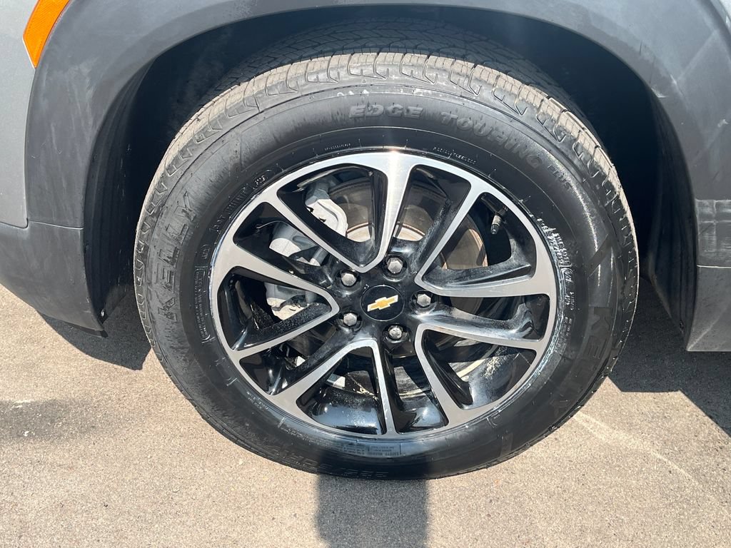 Used 2024 Chevrolet TrailBlazer LT w/ LT Cold Weather Package FWD image 29