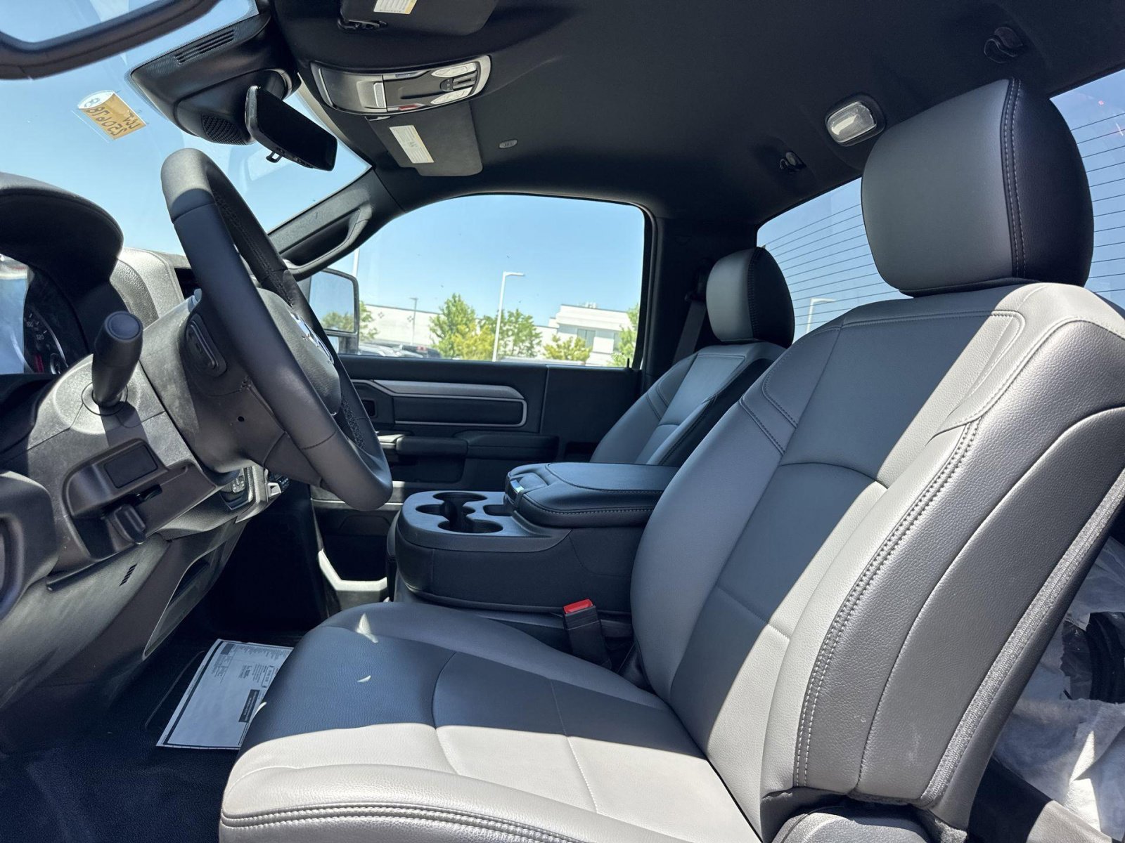 New 2025 RAM 3500 Tradesman image 18