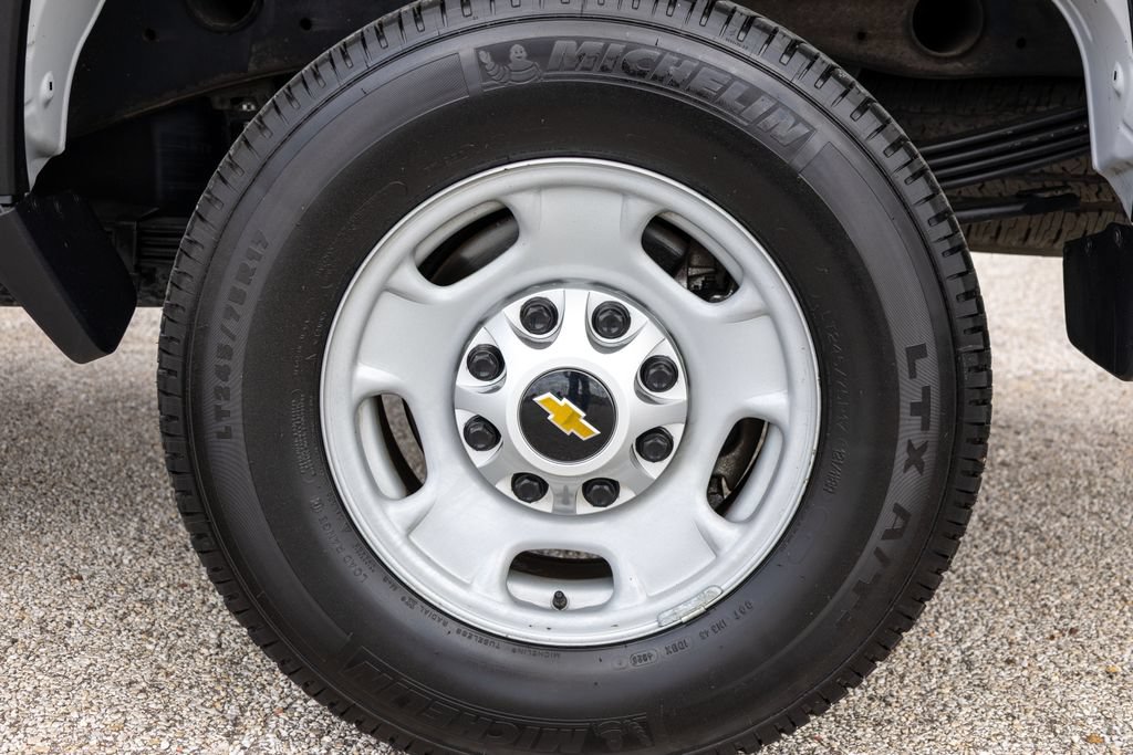 Used 2022 Chevrolet Silverado 2500 W/T w/ WT Fleet Convenience Package AWD/4WD image 18