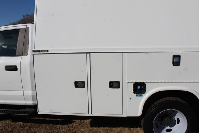 Used 2021 Ford F550 4x4 Regular Cab Super Duty image 12