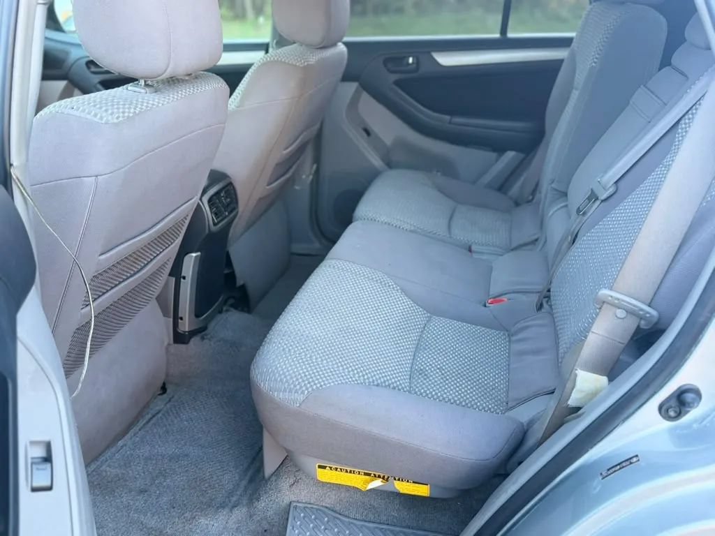Used 2006 Toyota 4Runner SR5 AWD/4WD image 13