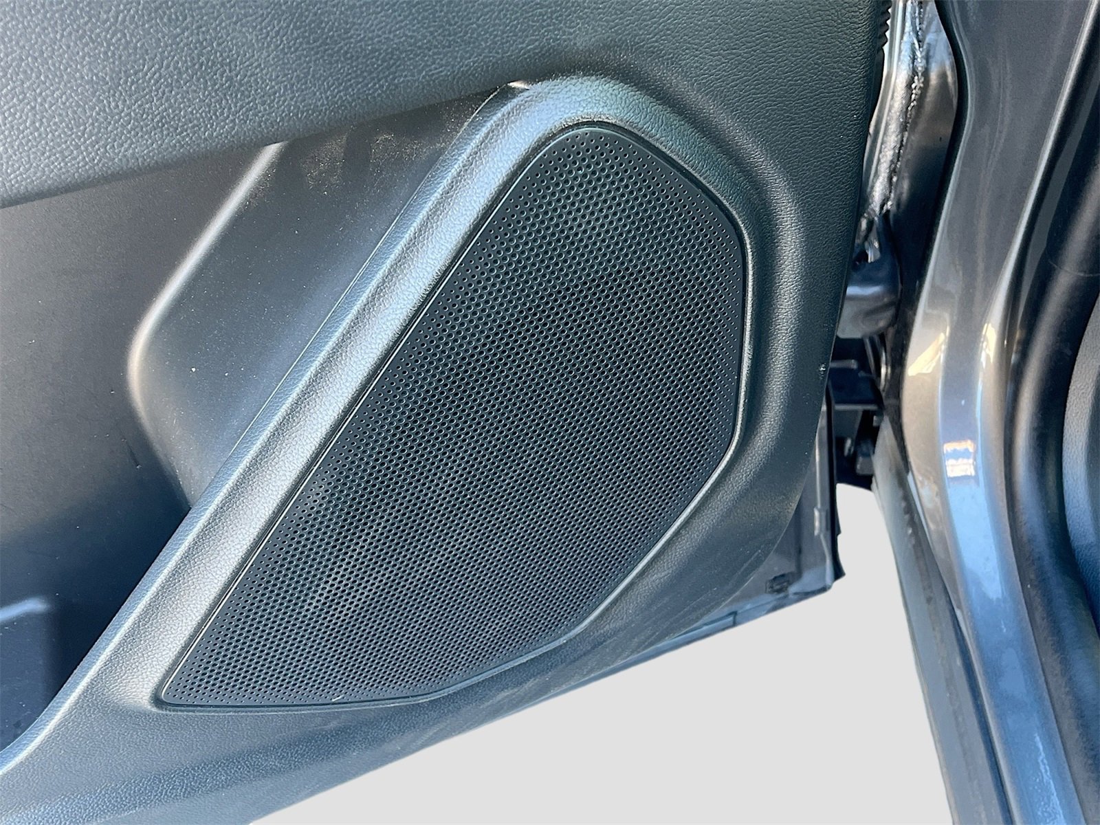 Used 2023 Ford Explorer ST w/ Equipment Group 401A image 19