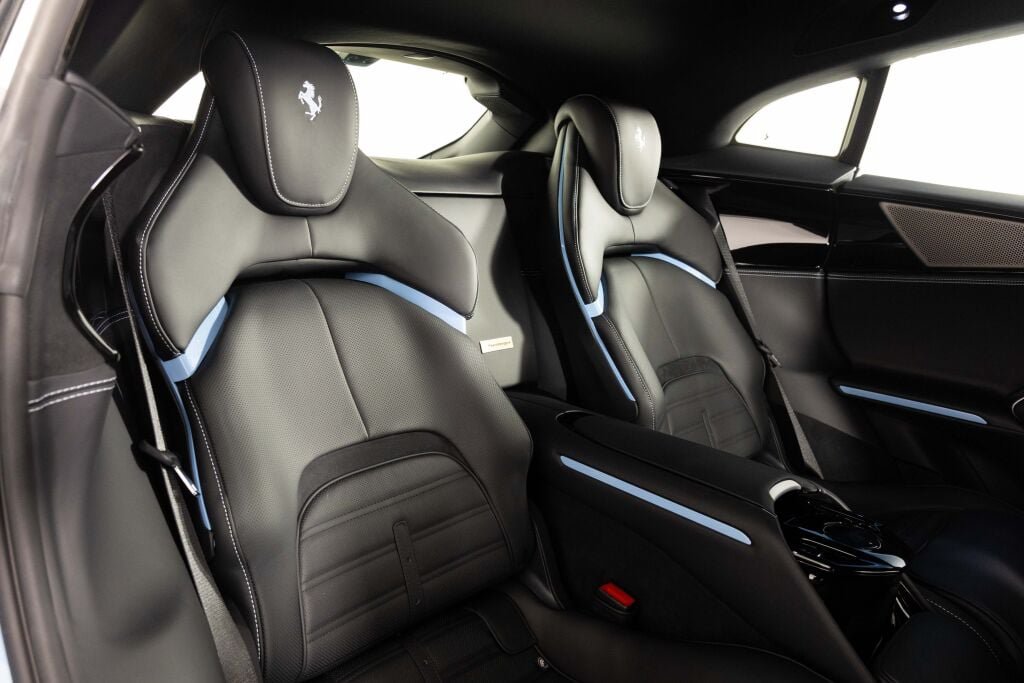 Used 2026 Ferrari Purosangue AWD/4WD image 47