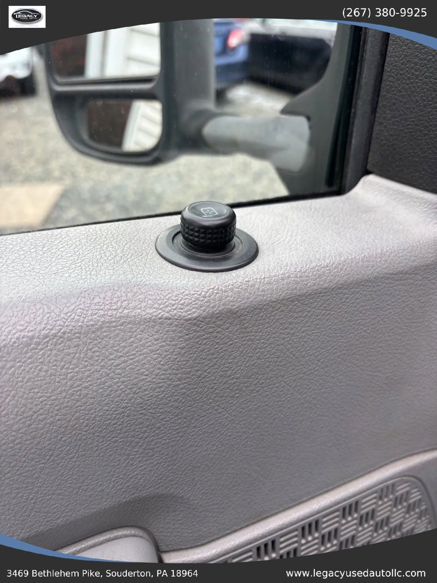 Used 2012 Ford E-350 and Econoline 350 Super Duty w/ PWR Locks & Windows Group image 25