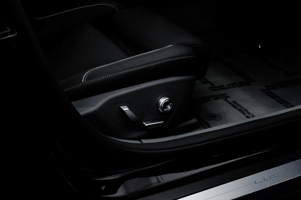Used 2025 Lucid Air Touring image 47