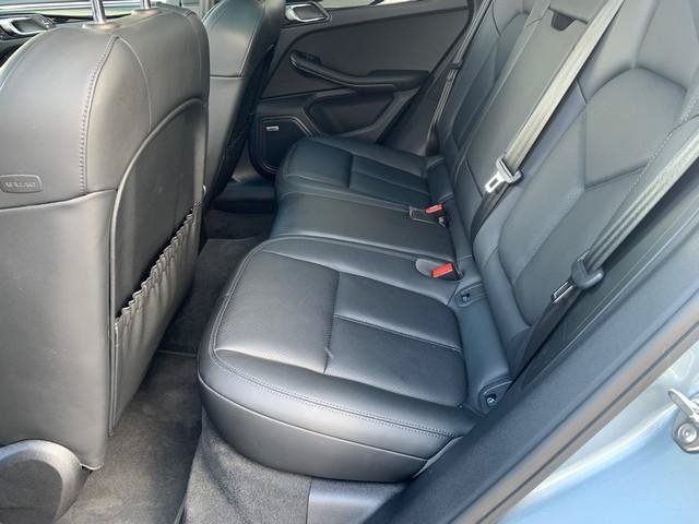 Used 2020 Porsche Macan AWD/4WD image 9
