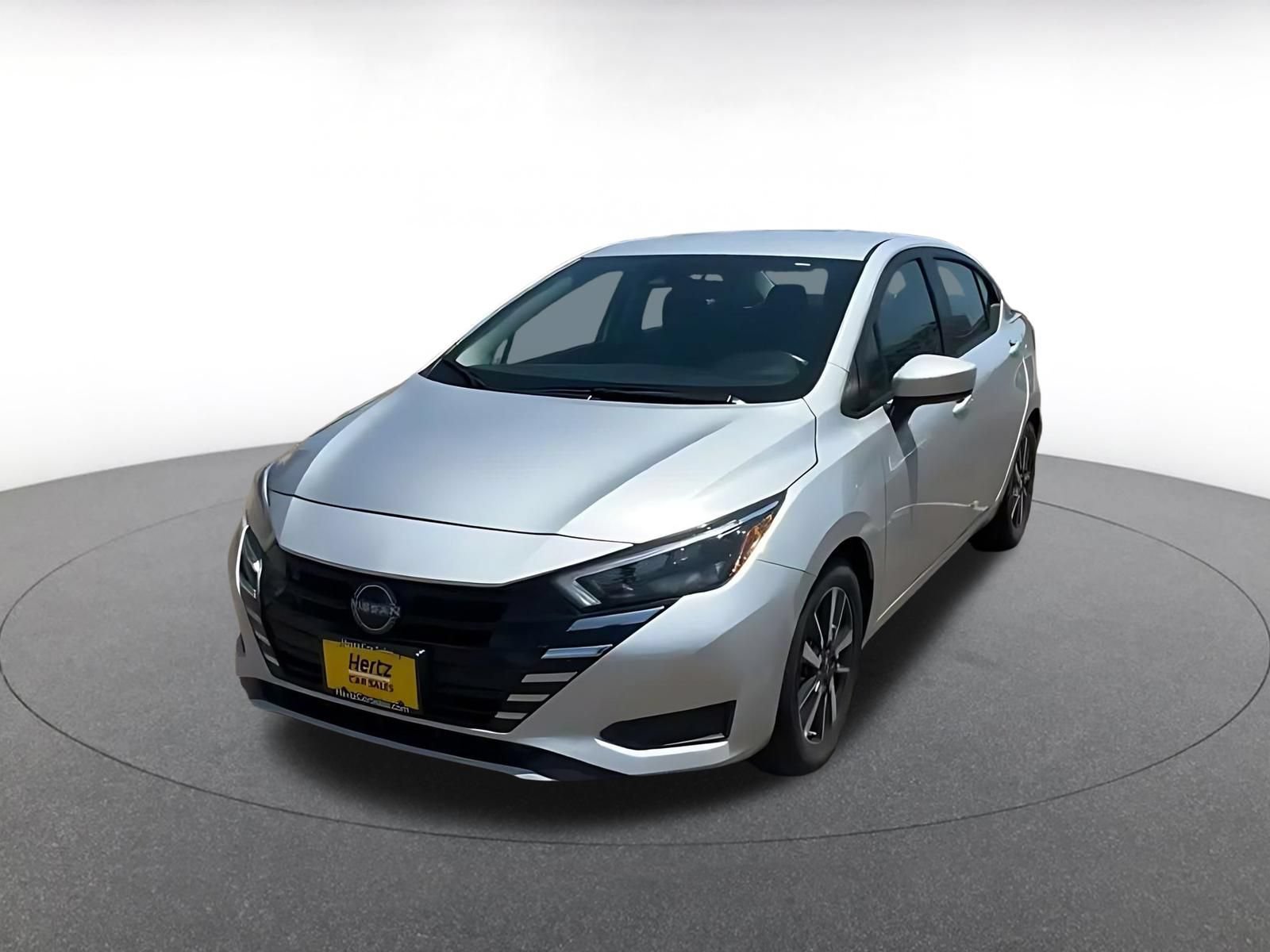 Used 2025 Nissan Versa SV FWD image 6