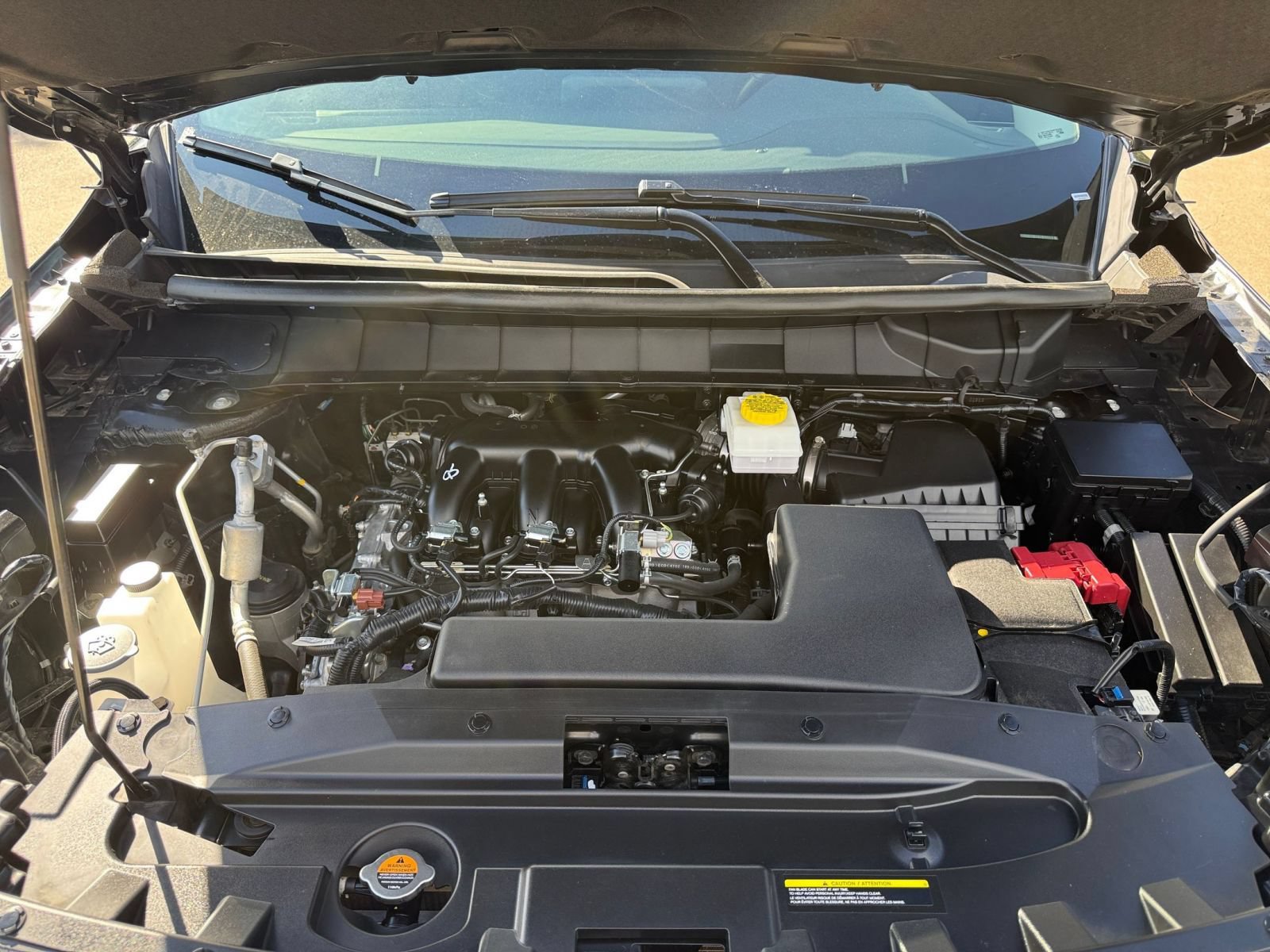 Used 2025 Nissan Pathfinder SV FWD image 34