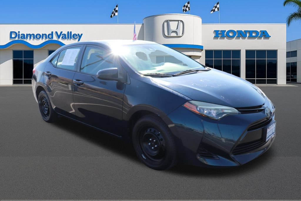 Used 2017 Toyota Corolla LE w/ Carpet Mat Package (TMS) FWD image 1
