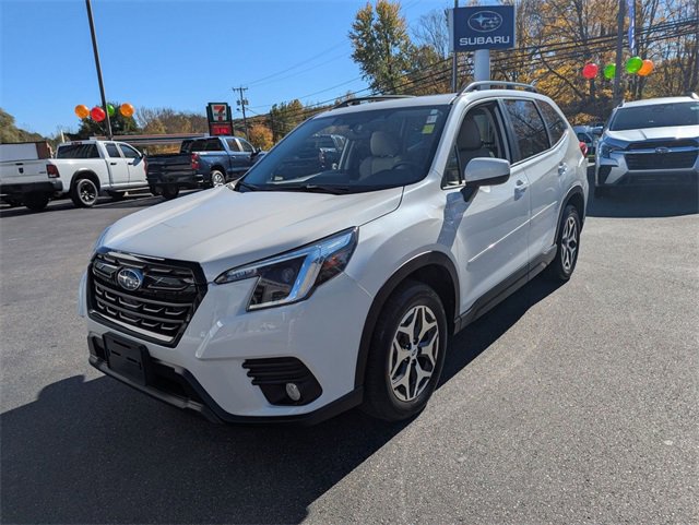 Used 2022 Subaru Forester Premium image 6