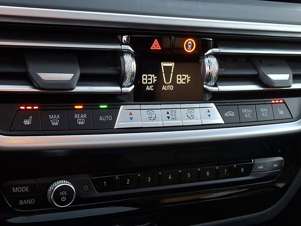 Certified 2024 BMW X3 xDrive30i w/ Premium Package image 13