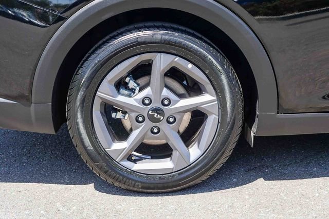 Certified 2025 Kia K4 LXS image 9