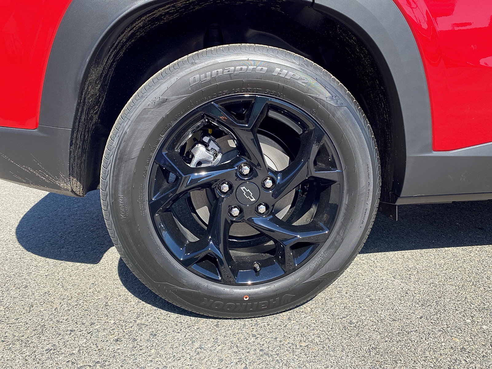 New 2026 Chevrolet Trax LT w/ Sunroof Package FWD image 6