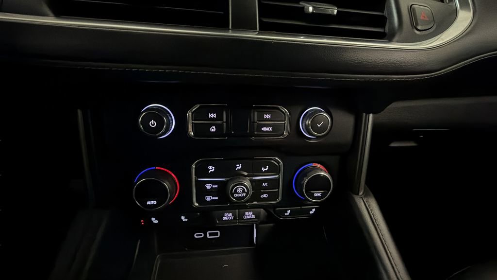 Used 2022 Chevrolet Tahoe Z71 w/ Luxury Package image 21