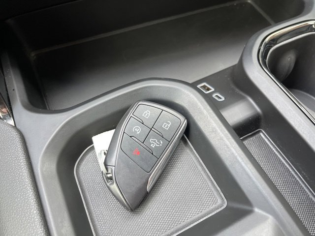 Used 2024 GMC Sierra 2500 AT4 w/ AT4 Premium Plus Package AWD/4WD image 40