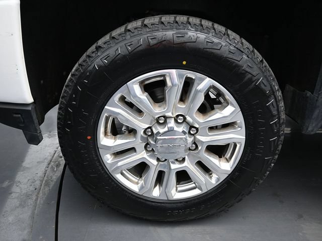 Used 2023 GMC Sierra 2500 Denali w/ Denali Ultimate Package AWD/4WD image 9
